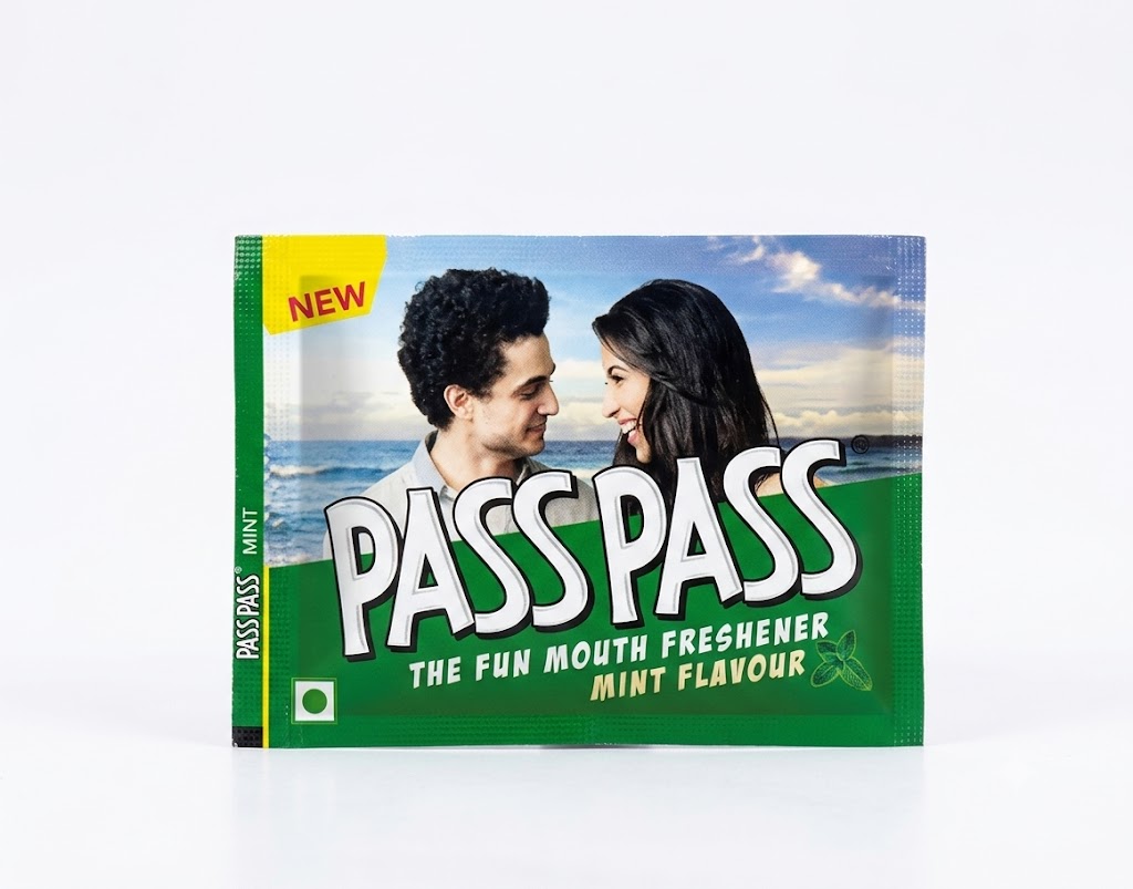 PASS PASS GREEN 1RS
