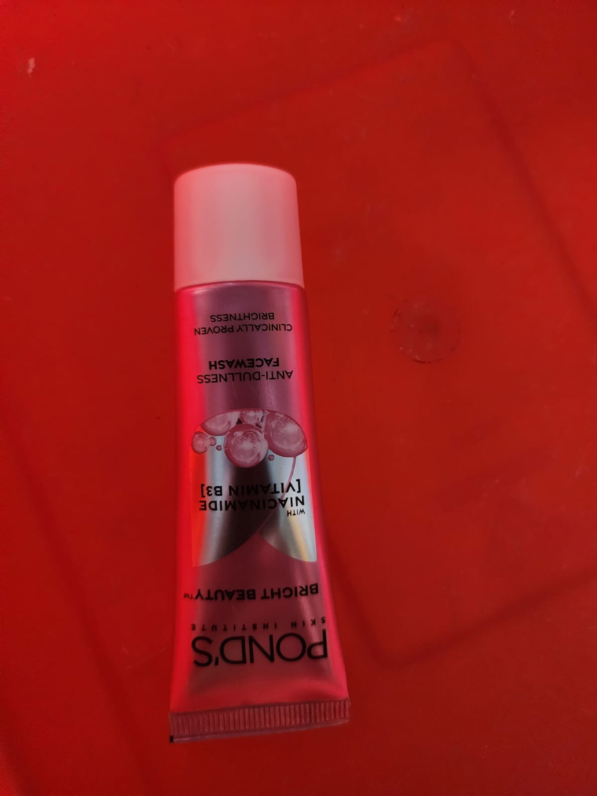 PONDS FACE WASH 20RS